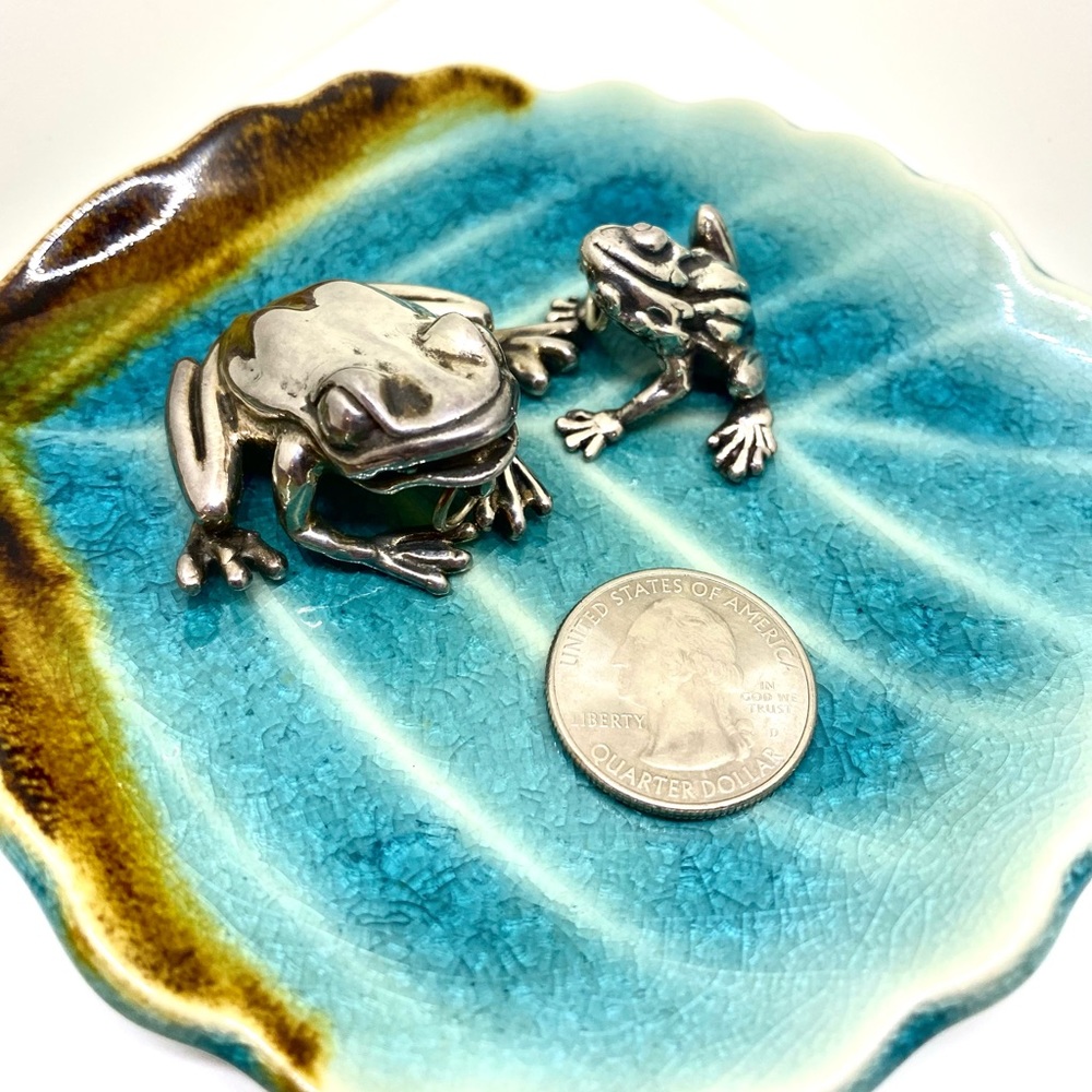 Vintage 925 Silver Frog Pendants in two sizes!